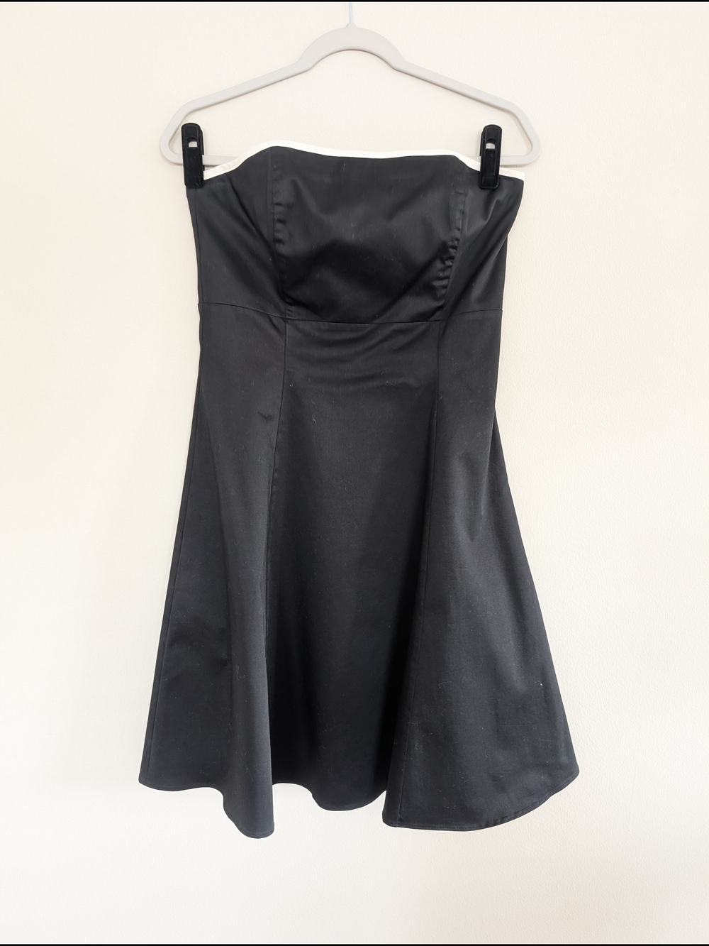 WHBM White House Black Market Strapless Black A-Line Dress with White Trim Sz 10